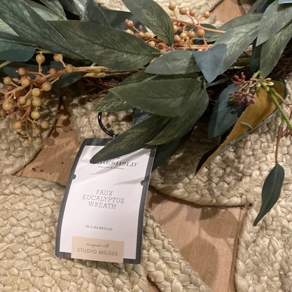 Threshold designed w/Studio McGee 26" Artificial Olive/Eucalyptus Leaf new - Picture 3 of 4